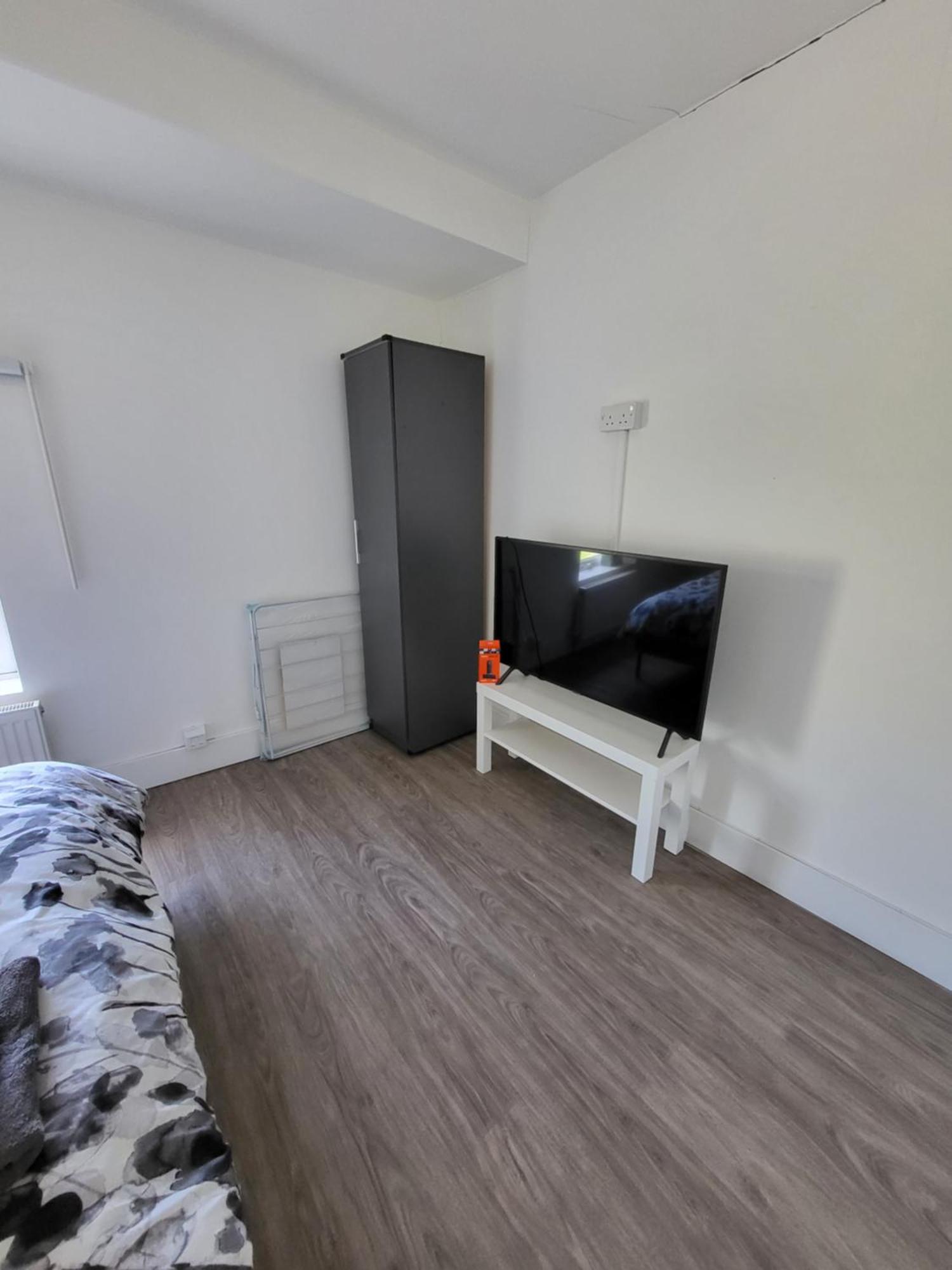 Private Room Near Central Ideal For City Explorers London Kültér fotó
